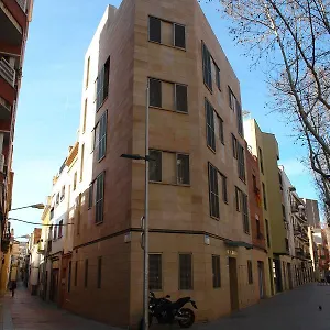 hostal-rambla.top-hotels-tarragona.com/